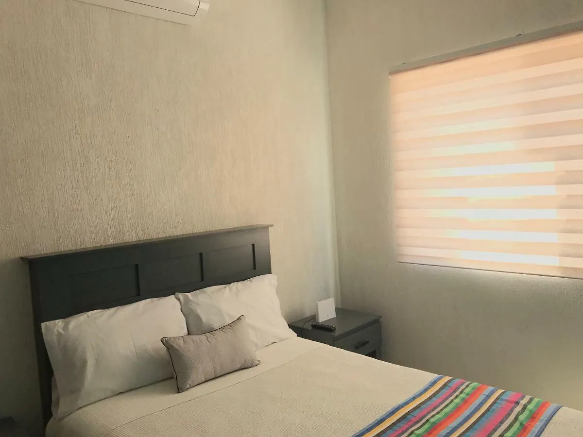 Сasa de vacaciones Villa PlayaTurquesa Moderna Casa C/R Auto a 9 min 5ta ave Playa del Carmen